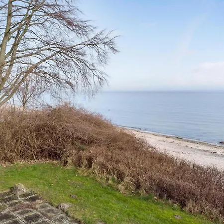 Lovely In With Kitchen