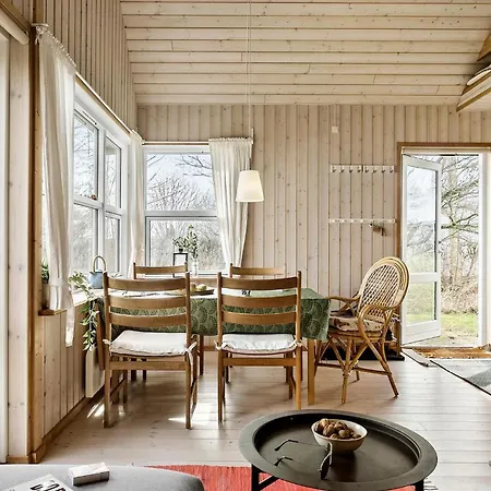 Lovely In With Kitchen *